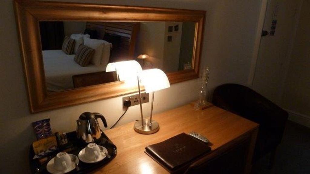 The Frenchgate Hotel Richmond  Room photo